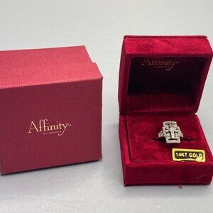 Vintage - Art Deco look Affinity Jewlery Diamond Ring New in Box 14k gold size 6